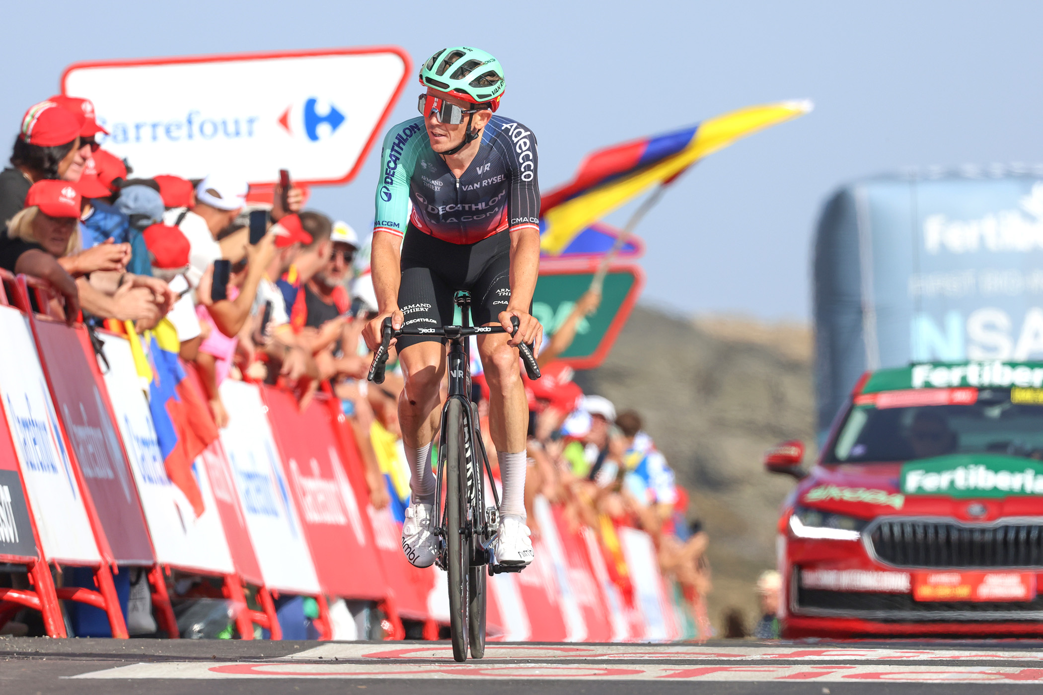 Vuelta a Espa&ntilde;a 2026 abandons &ndash;&nbsp;Felix Gall loses key climbing lieutenant to a crash on stage 13