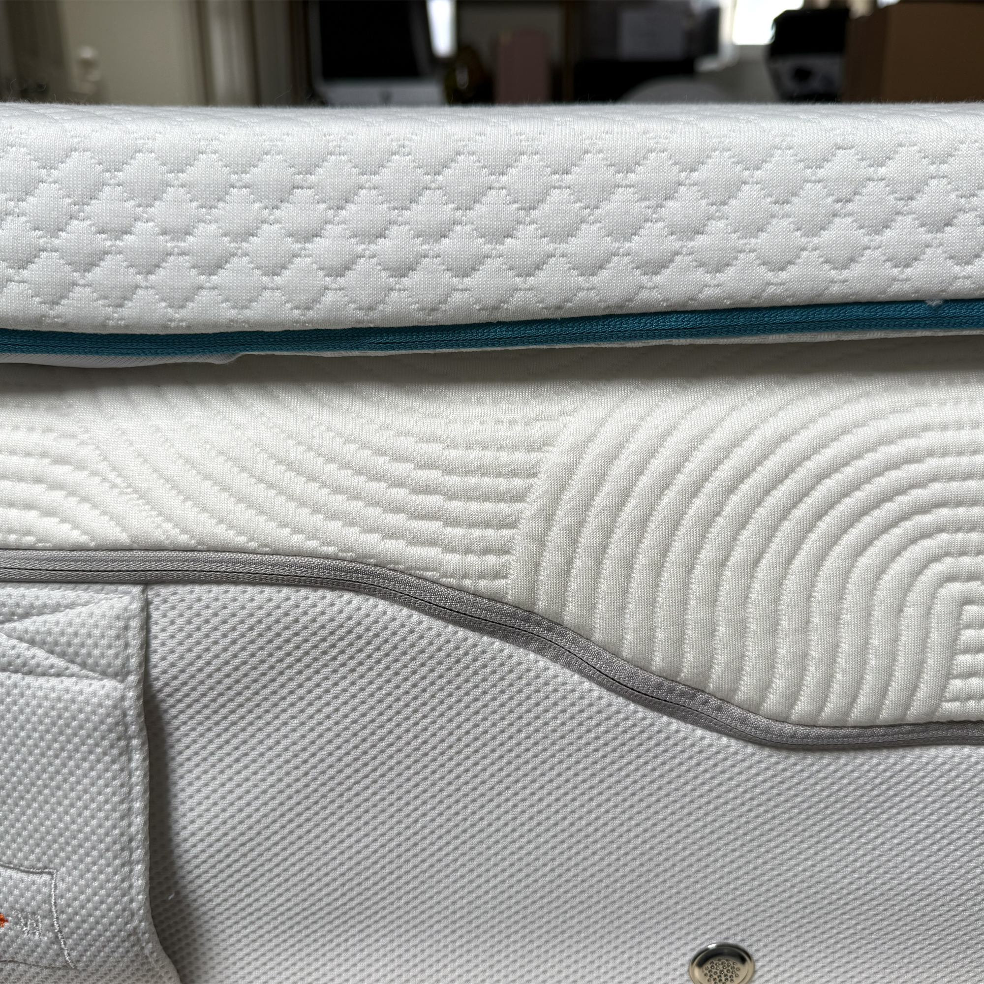 The Simba Cool Foam Mattress Topper being review at home