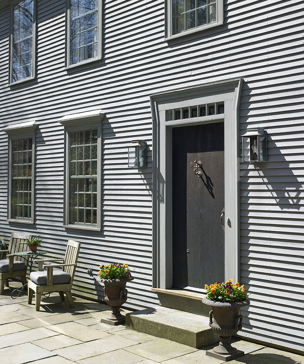 New England home