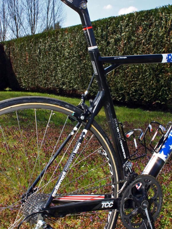 Tiny seat stays in the compact rear triangle are designed to flex under load.