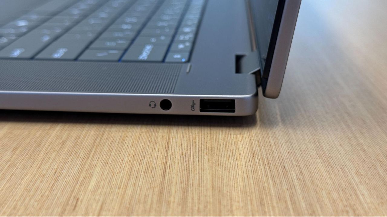 HP OmniBook X
