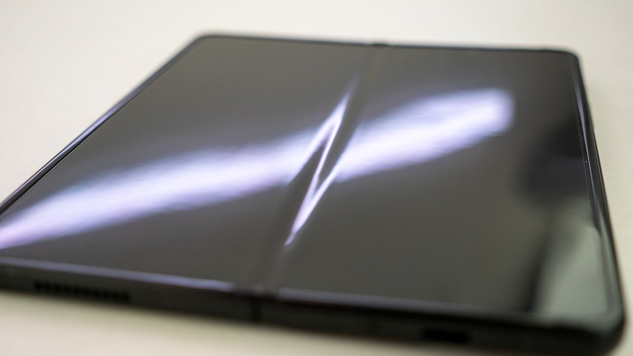 Galaxy Z Fold 3 screen wear and tear after 10 months' usage