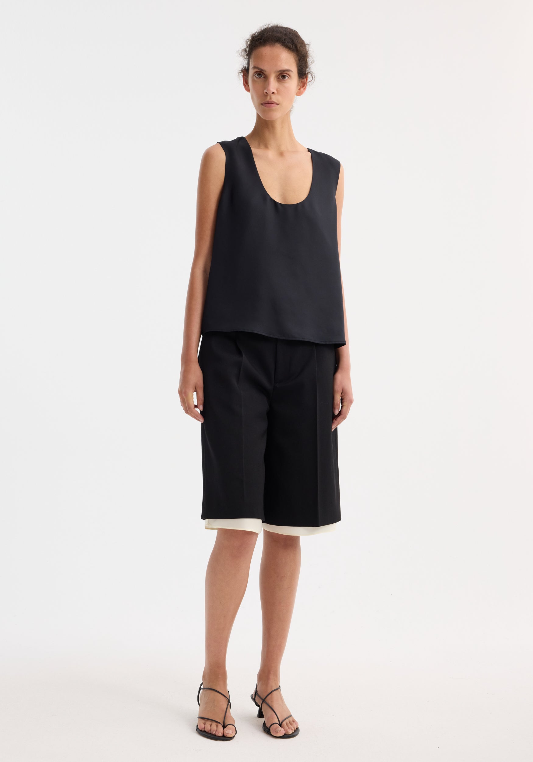 Contrast Extended Lining Shorts | Black
