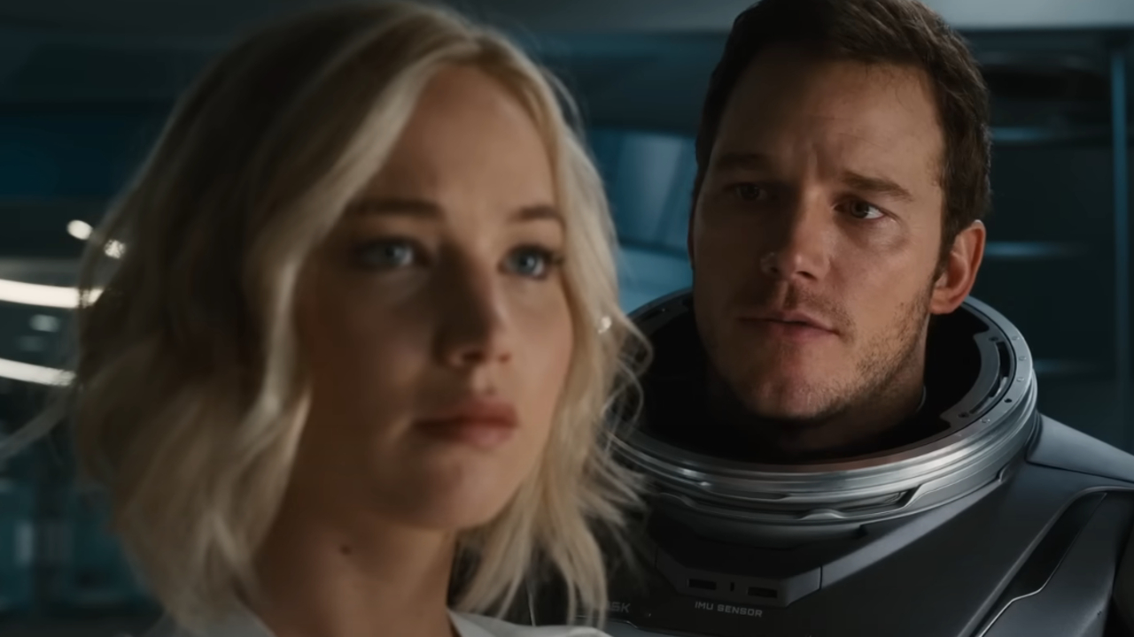 Jennifer Lawrence and Chris Pratt in Passengers