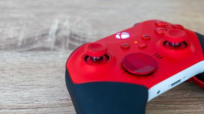 Xbox Elite Wireless Controller Series 2 in red (close-up)