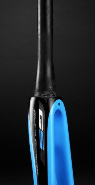 The larger lower steerer tube diameter and similarly deeper crown should yield improved steering precision and better braking performance.