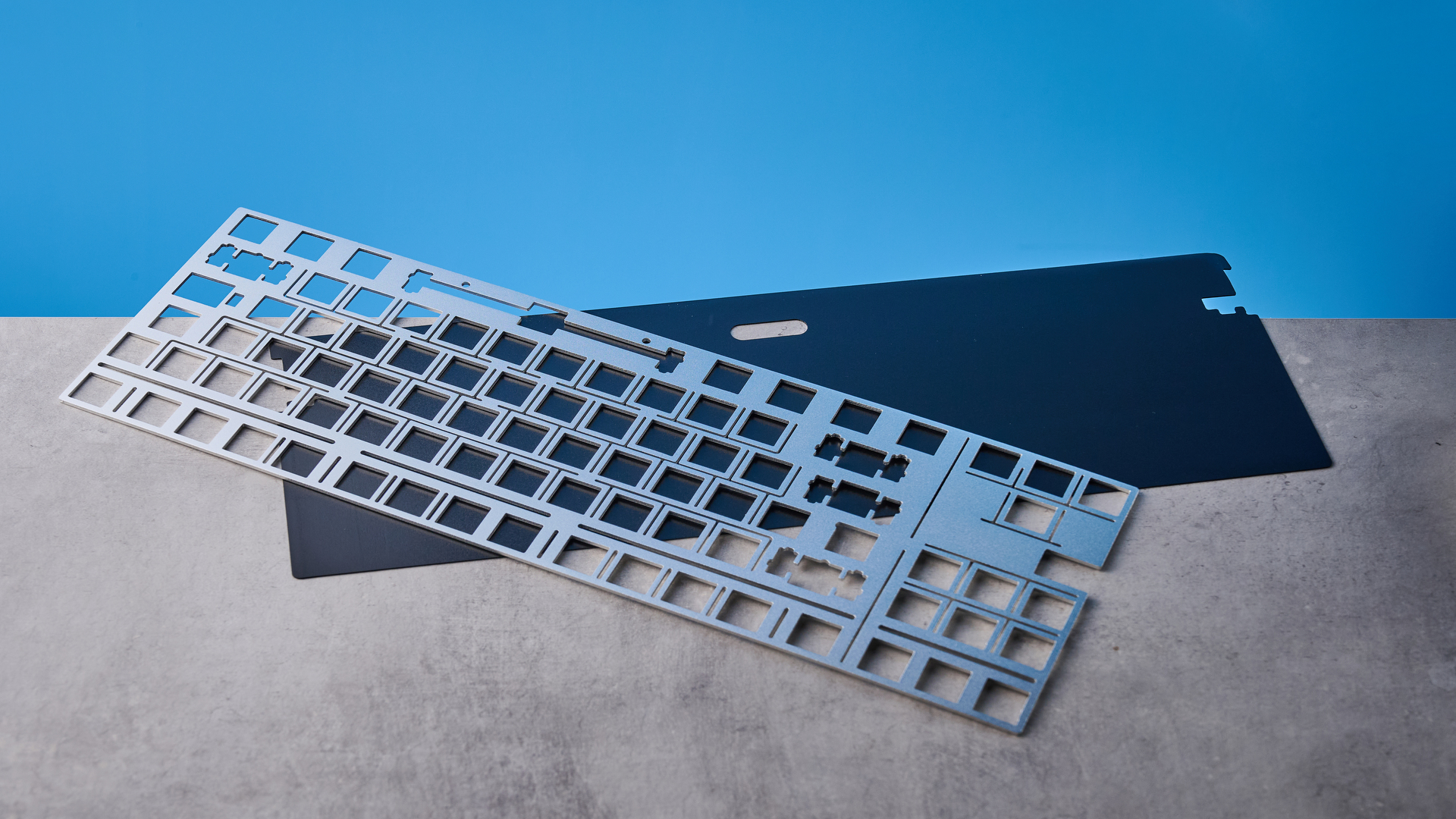 The Wobkey Crush 80 in warm silver colorway