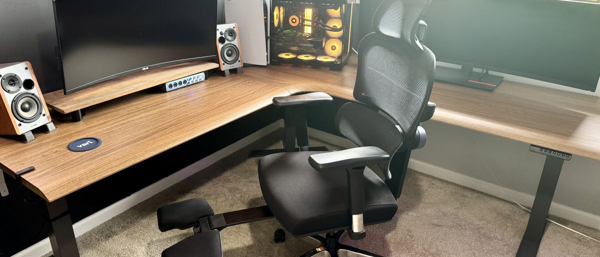 After testing the Vari ComfortFlex, this task-focused office chair kept me comfortable even after hours
