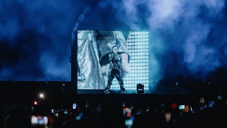 A photo of Lorde on stage.