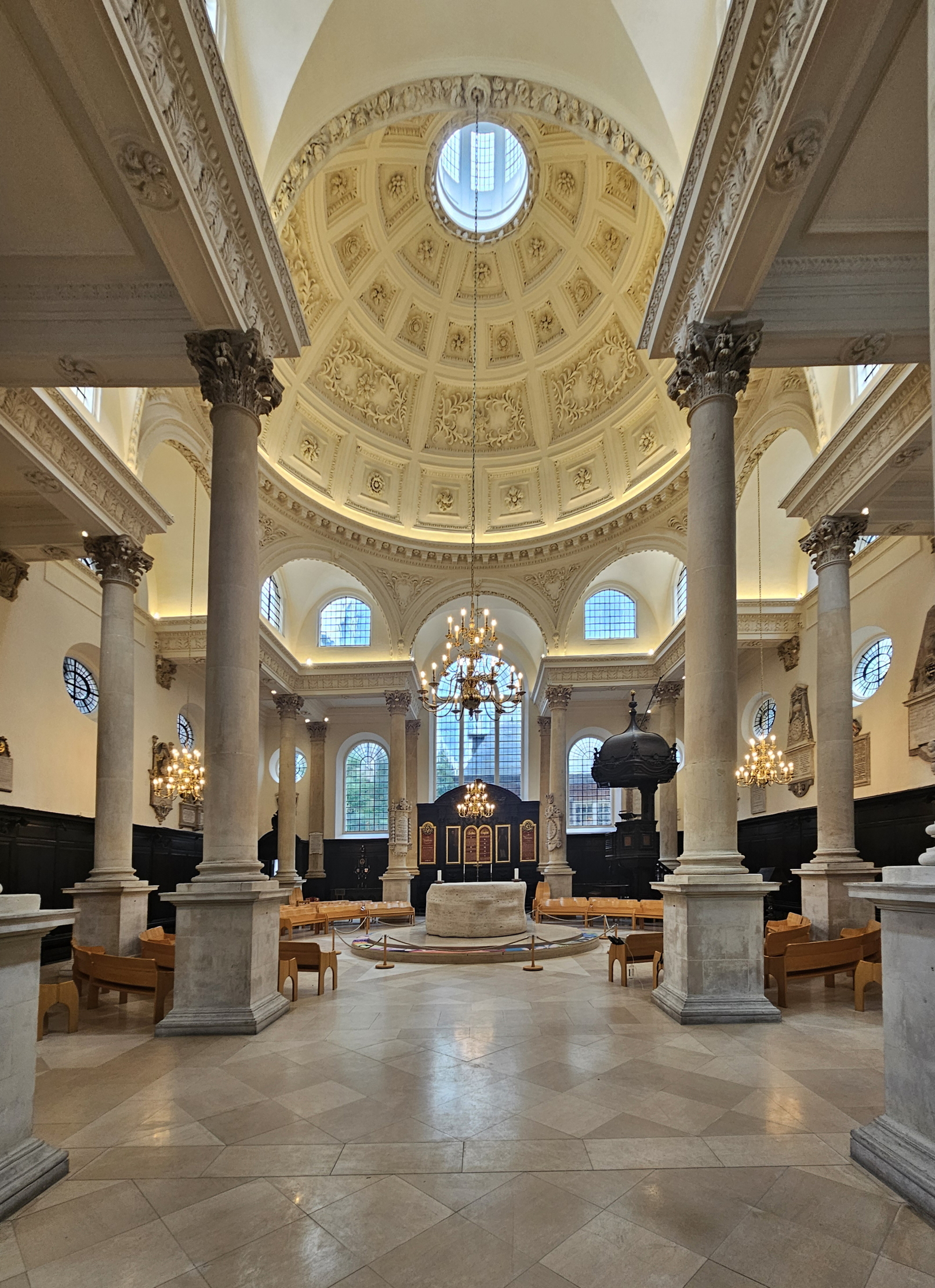 Inside the church of St stephen walbrook