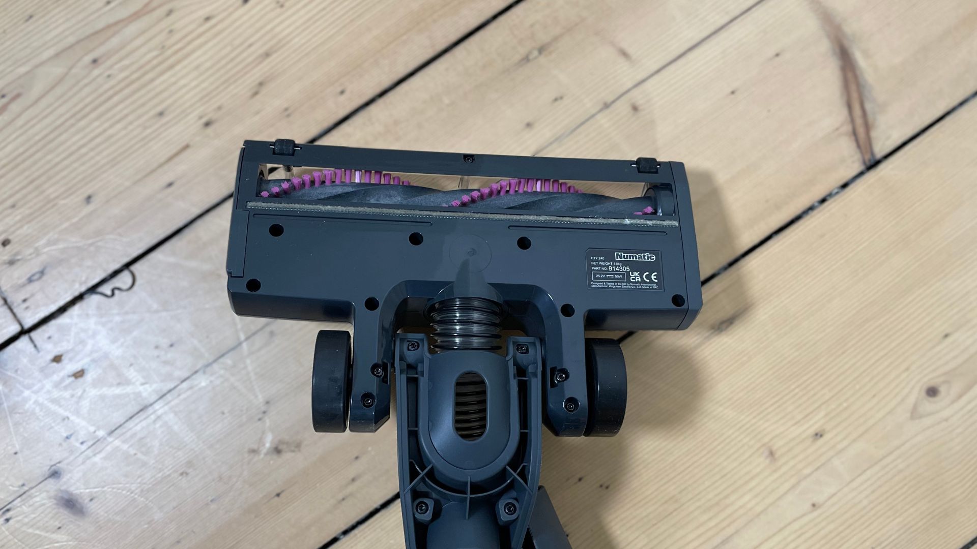 Hetty Quick Cordless Vacuum being tested in my home