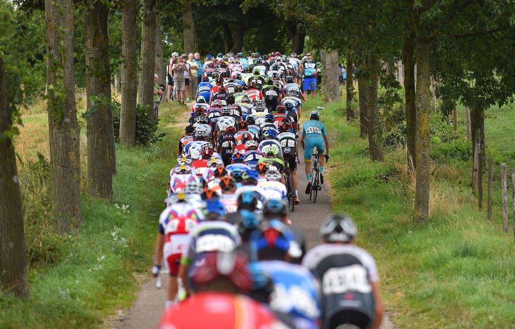 Narrow roads are a feature of the Eneco Tour