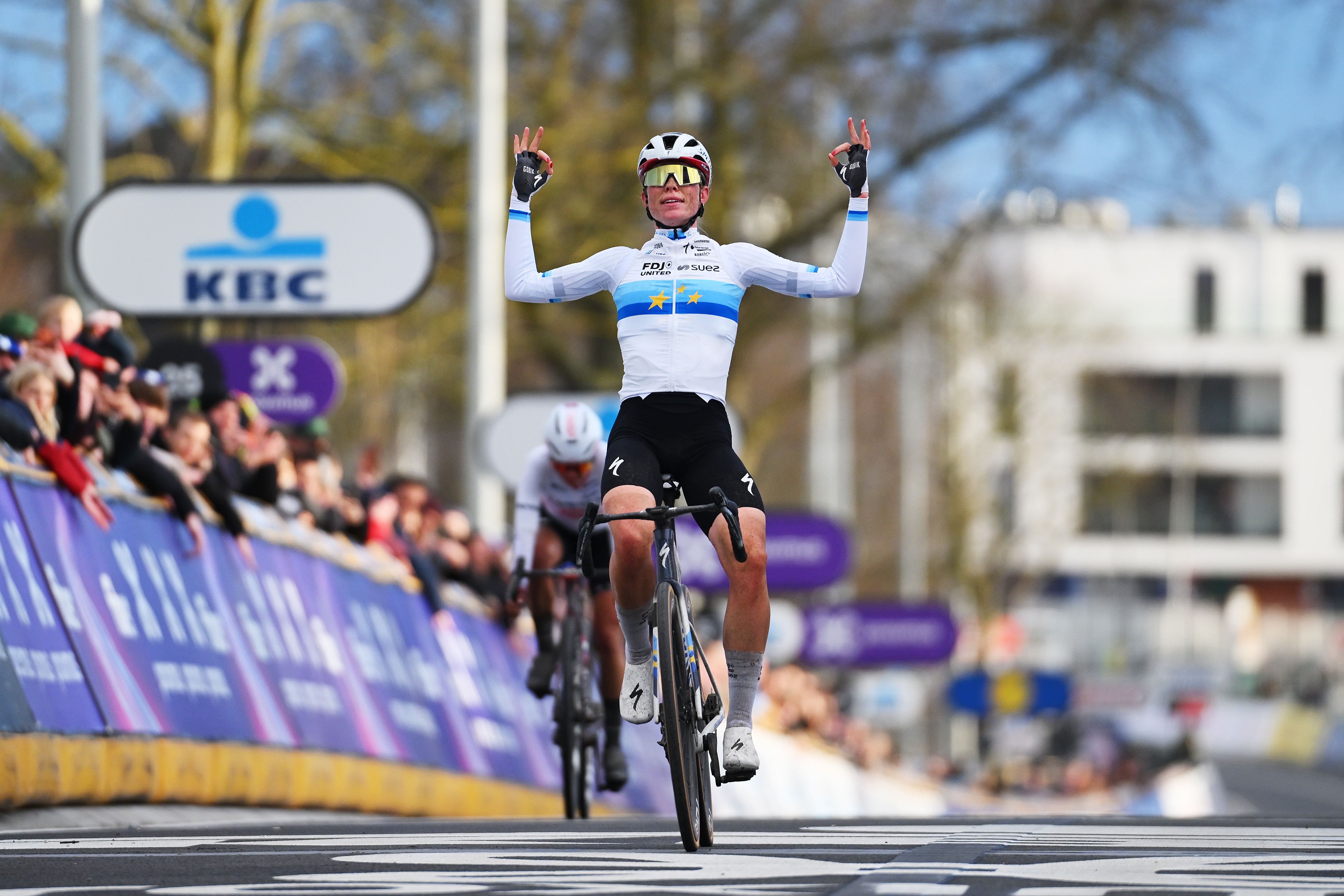 NIVONE, BELGIUM - FEBRUARY 28: Demi Vollering of Netherlands and Team FDJ United - SUEZ celebrates at finish line as race winner during the 21st Omloop Het Nieuwsblad 2026, Women&amp;amp;apos;s Elite a 137.2km one day race from Ghent to Ninove / #UCIWWT / on February 28, 2026 in Ninove, Belgium. (Photo by Tim de Waele/Getty Images)