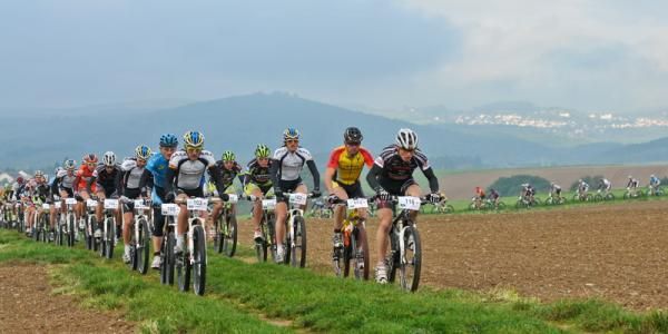 The start of the men's race.