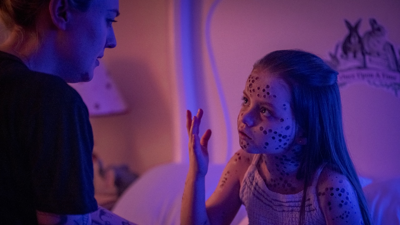 Polly and her niece covered with holes in Vicious