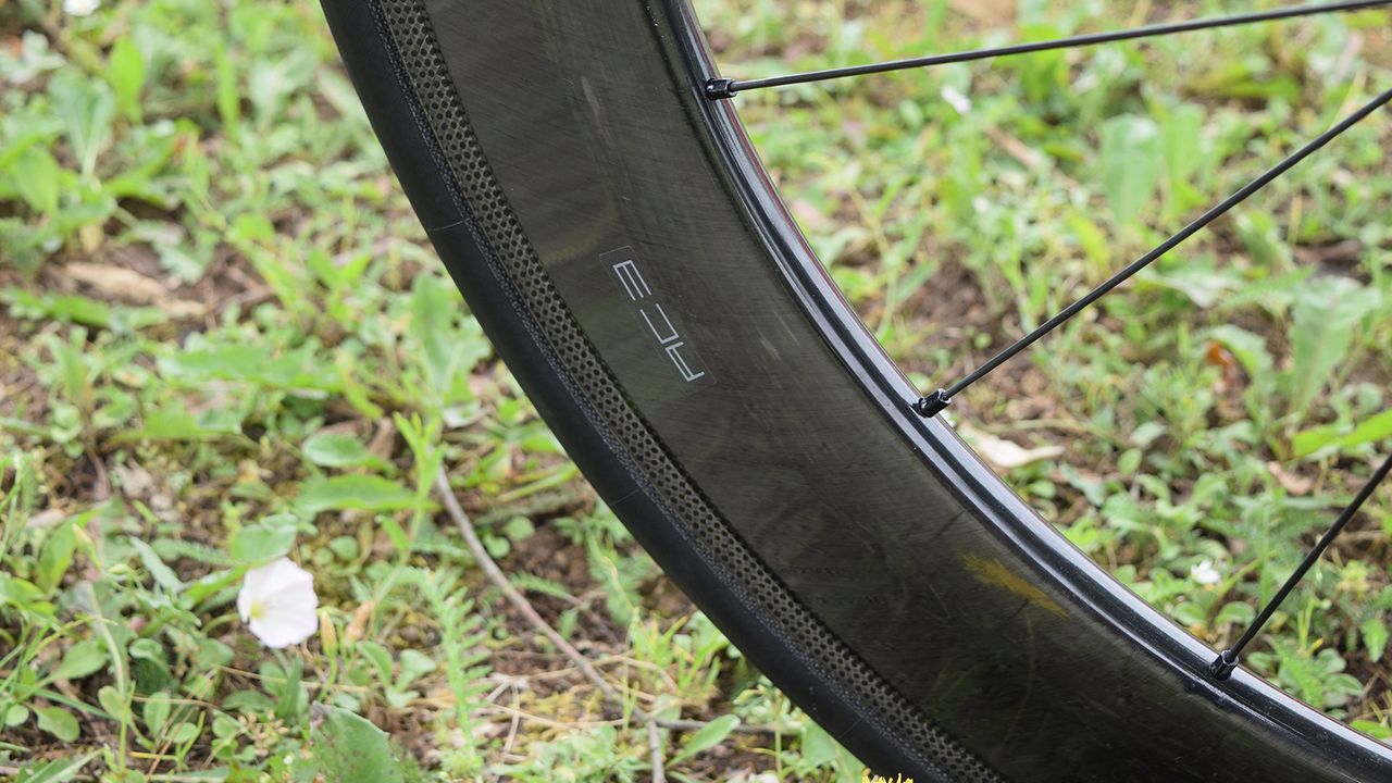 Fulcrums AC3 technology claims to improve braking despite the weather conditions