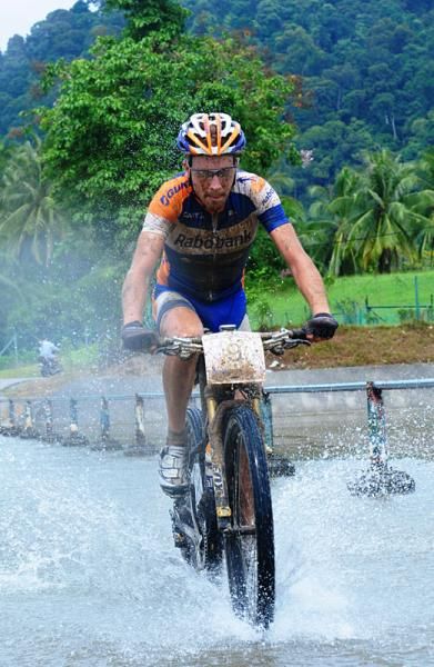 Fabian Giger (Rabobank/Giant) on his way to winning the stage