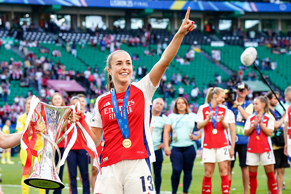 LISBON, PORTUGAL - MAY 24: Lia Walti of Arsenal celebrates the victory holding the trophy during the UEFA Women&#039;s Champions League final match between Arsenal WFC and FC Barcelona at Estadio Jose Alvalade on May 24, 2025 in Lisbon, Portugal.