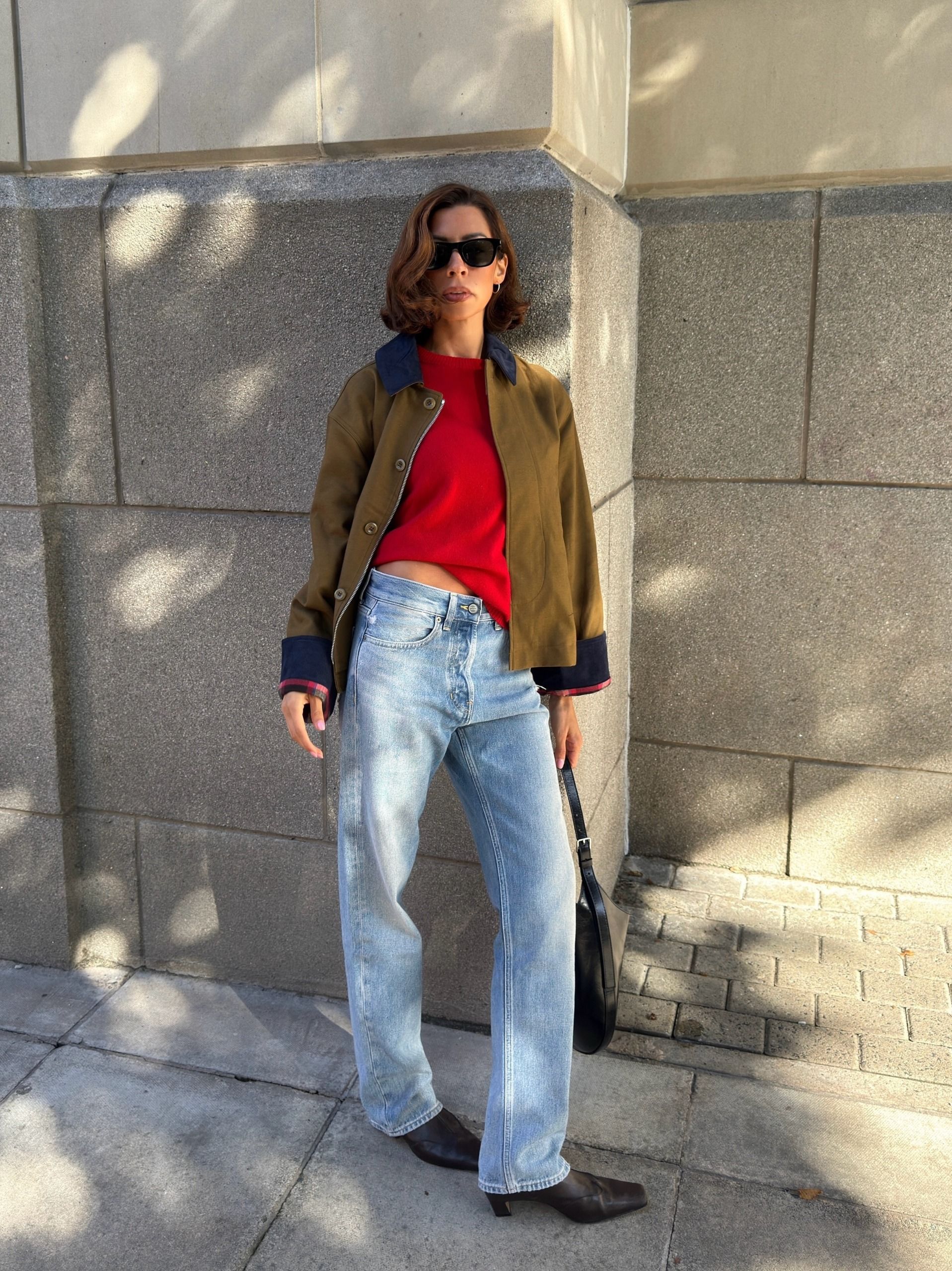 Woman wearing a fall outfit idea.