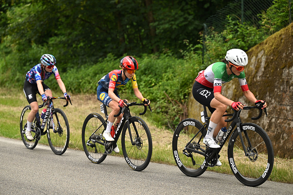 Giro d'Italia Women stage 9 LIVE: Antonia Niedermaier is the virtual maglia rosa as the German joins a strong trio up the road