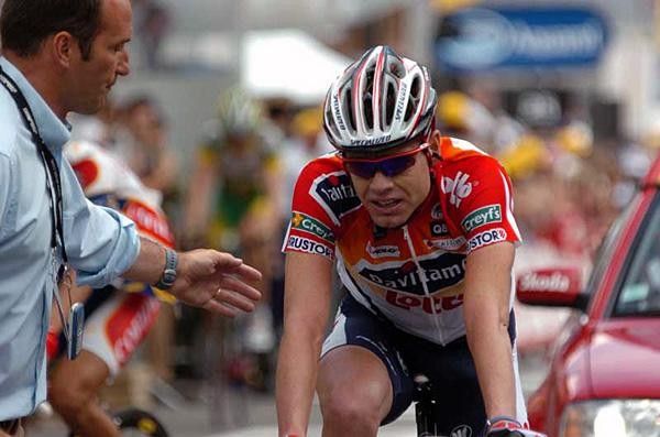 Cadel Evans (Davitamon-Lotto) started well, but blew up