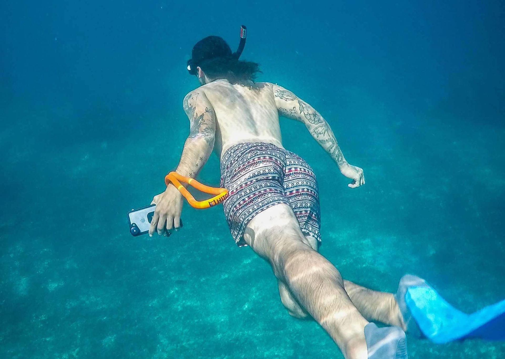 Best Waterproof Cases for iPhone XS in 2022 iMore