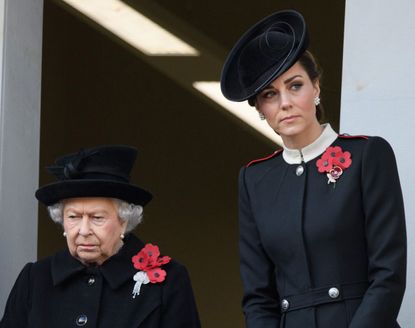 Why the Queen and Kate wore multiple poppies on Remembrance Sunday ...