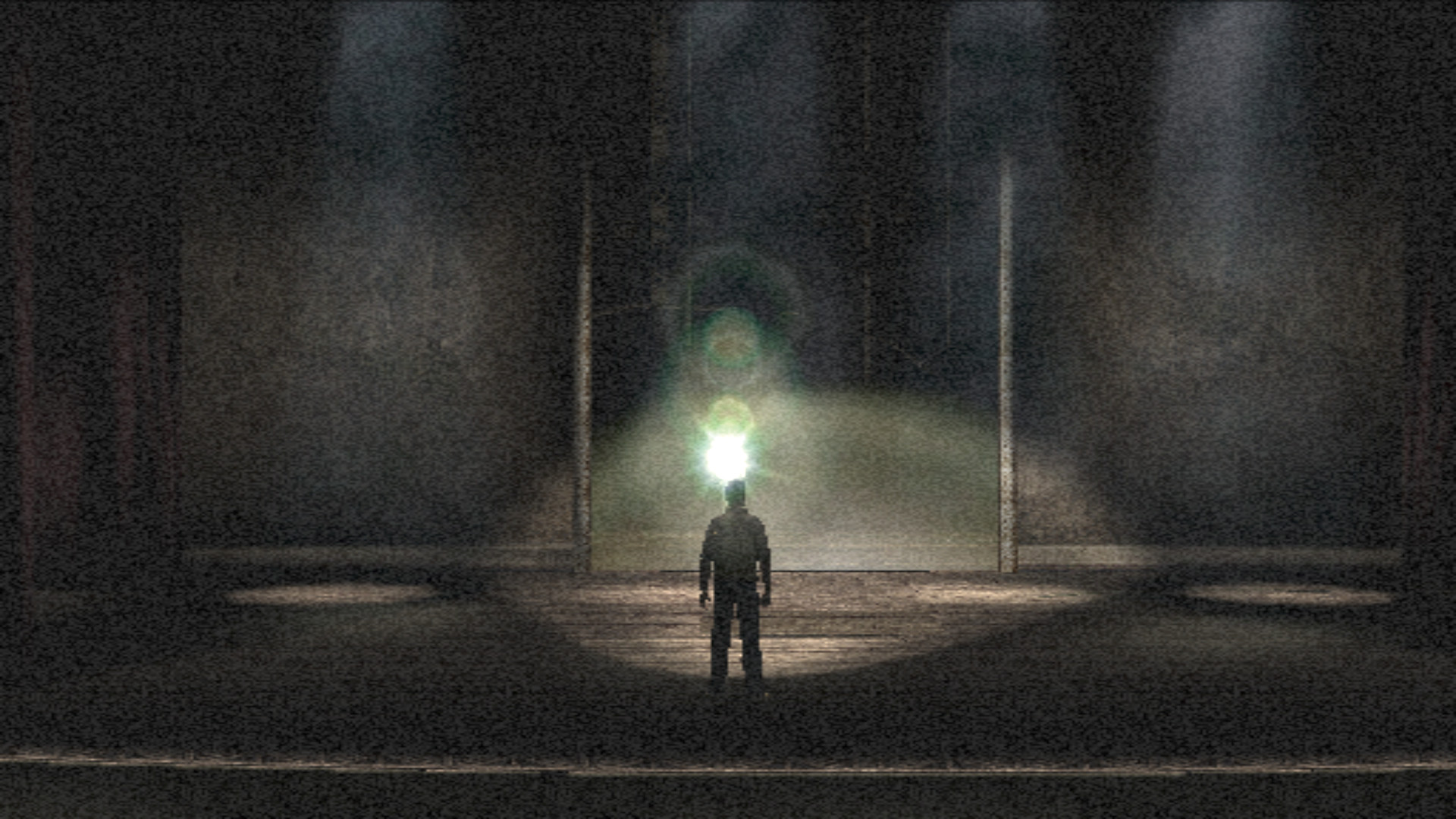 Travis looks at a huge mirror in Silent Hill Origins
