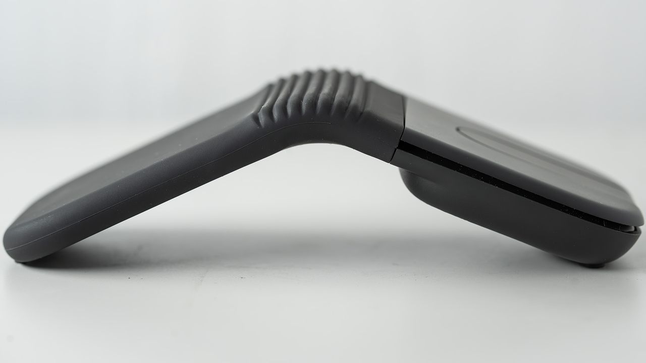 Logitech Mobi Fold travel mouse
