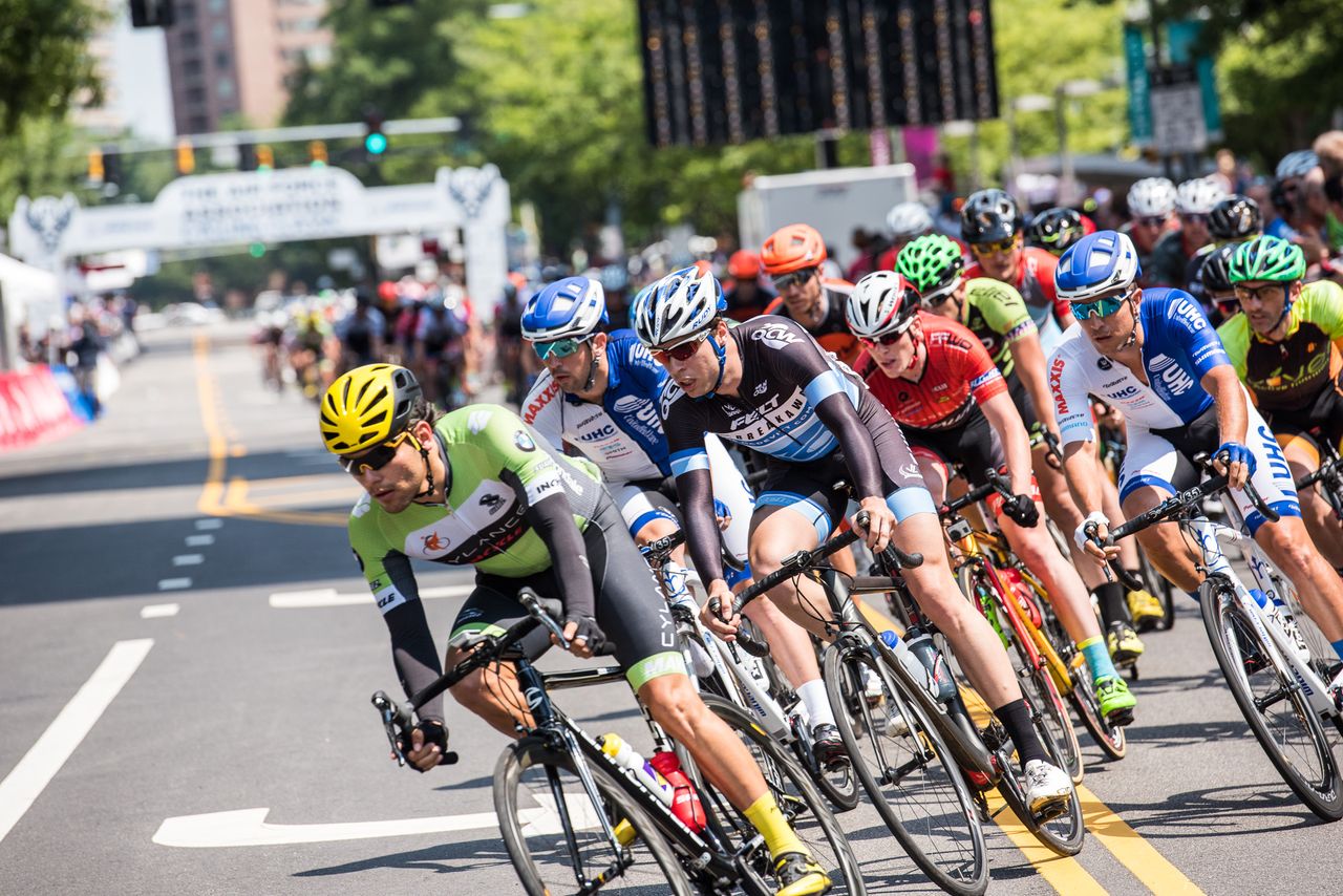 The bunch takes the first turn