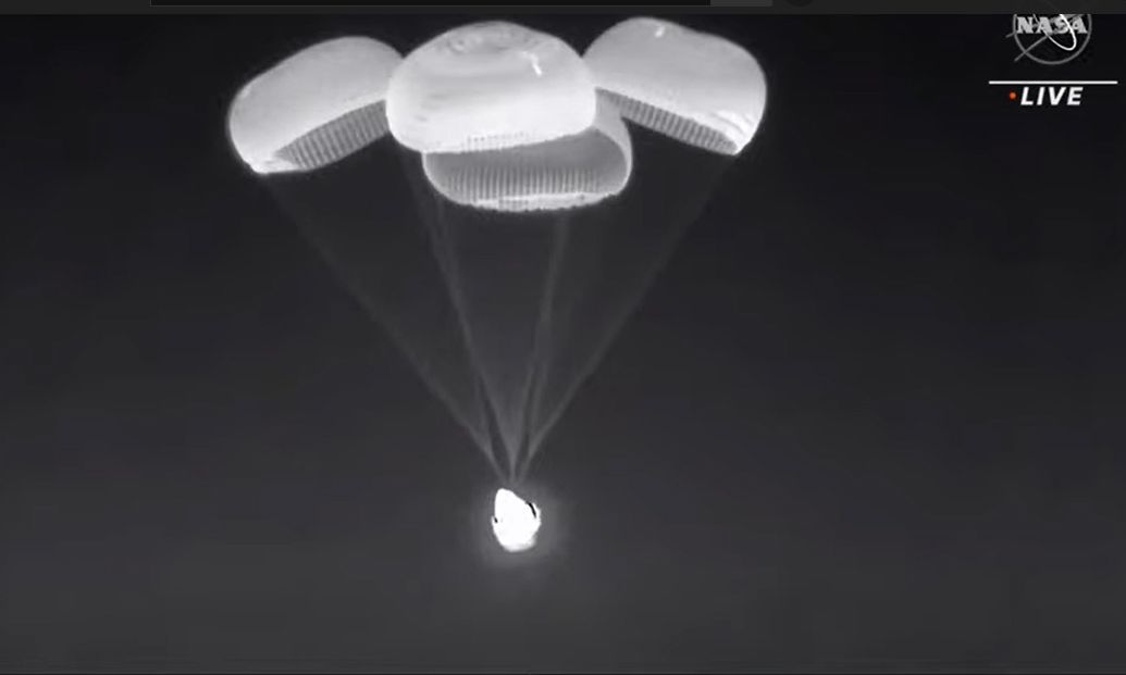 SpaceX's Crew-2 Dragon Endeavour and its crew of four astronauts splashed down in the Gulf of Mexico off the coast of Pensacola, Florida late Nov. 8, 2021.