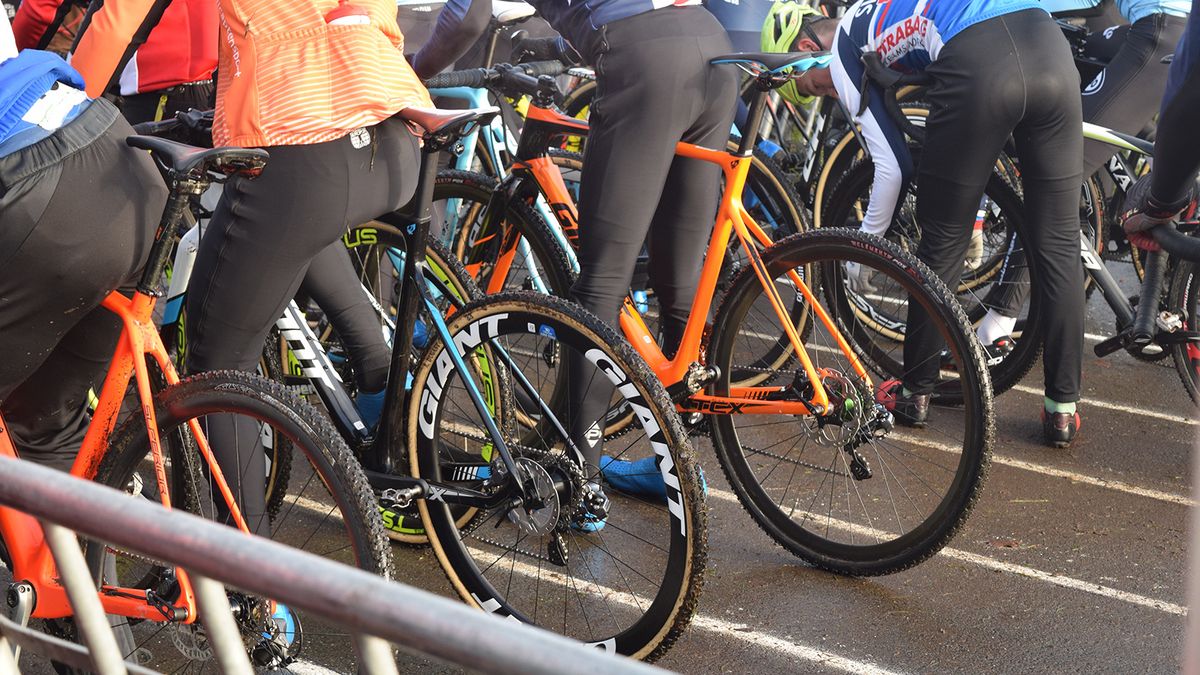 Giant CXR 0 tubular wheels were used by a handful of riders