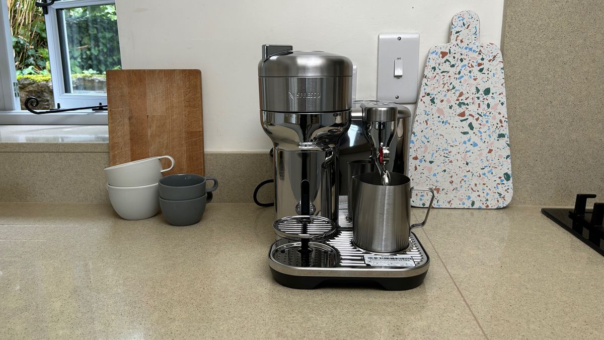 Nespresso Vertuo Creatista review: a premium capsule coffee machine ...