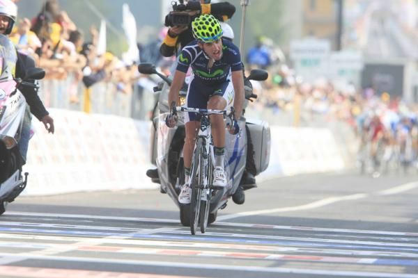 Benat Intxausti (Movistar) went on the attack in the finale.