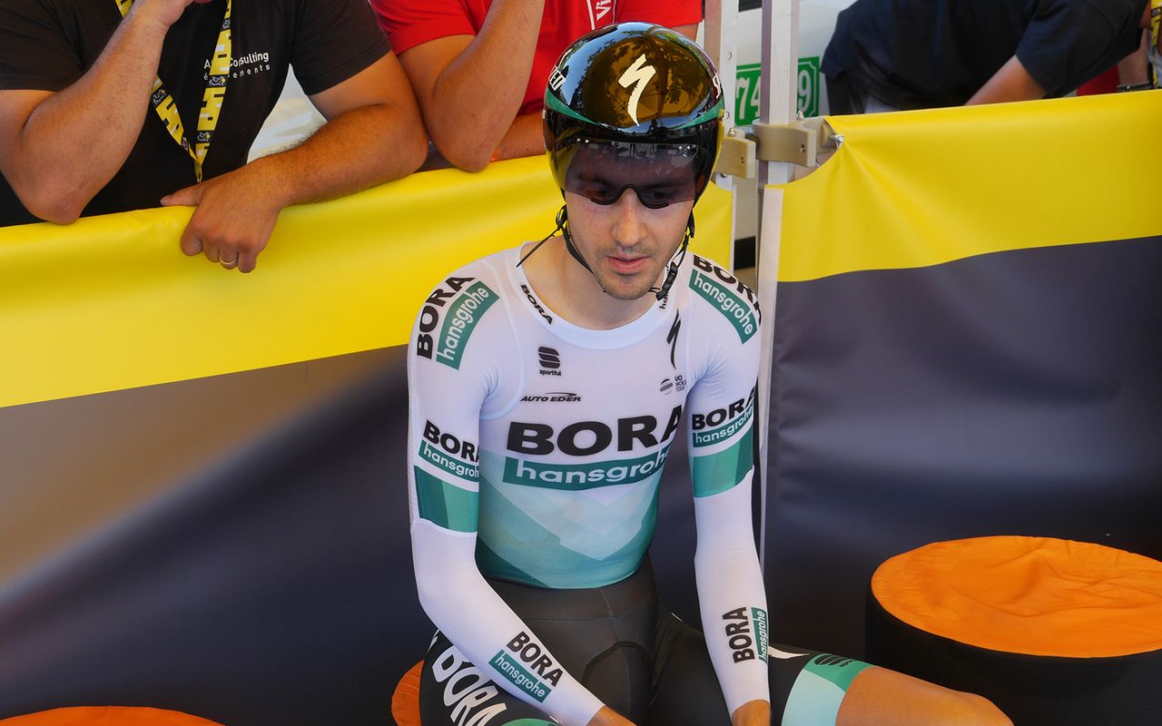 The Sportful speedsuit for Bora-hansgrohe features a super-low neck line