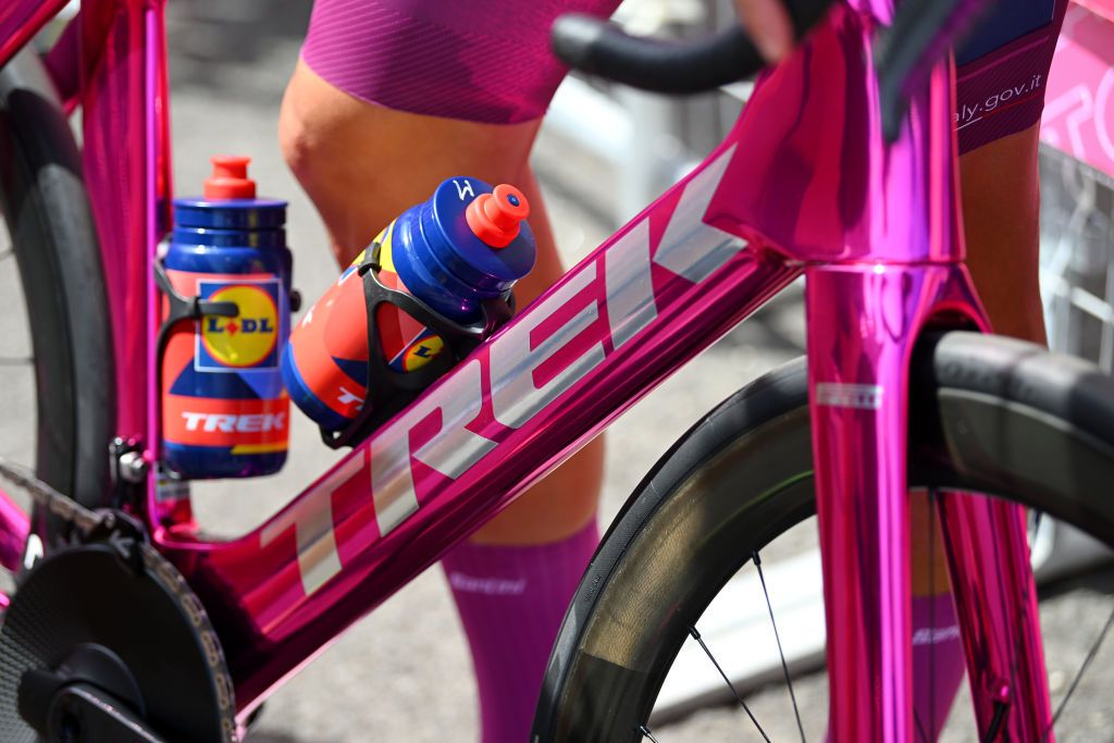 ROME ITALY MAY 26 Detail view of the customised Trek bike of Jonathan Milan of Italy and Team Lidl Trek Purple Points Jersey prior to the 107th Giro dItalia 2024 Stage 21 a 125km stage from Rome to Rome Palazzo della Civilt Italiana UCIWT on May 26 2024 in Rome Italy Photo by Dario BelingheriGetty Images