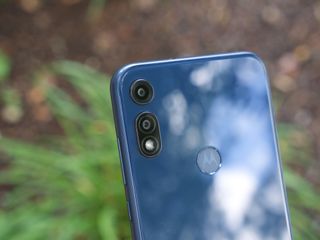 Moto E 2020 Review