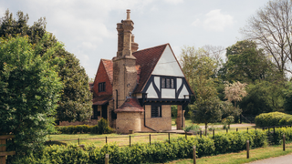 Picturesque lodge house in Buckinghamshire.