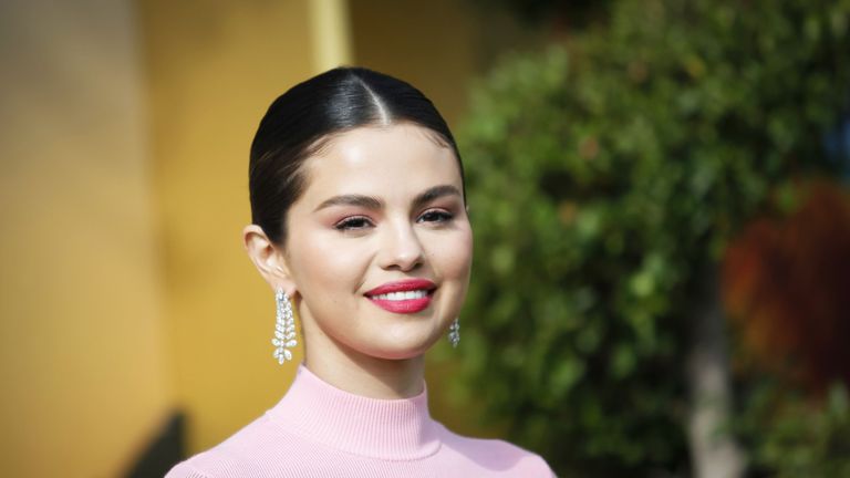 westwood, california january 11 selena gomez attends the premiere of universal pictures' "dolittle" at regency village theatre on january 11, 2020 in westwood, california photo by tibrina hobsonfilmmagic