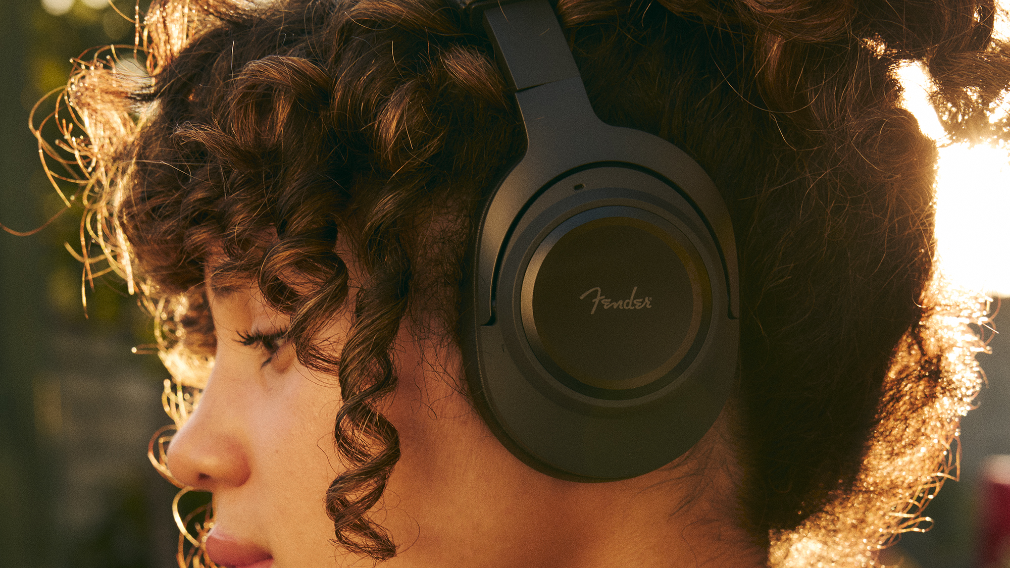 Fender Audio ELIE speakers and MIX headphones