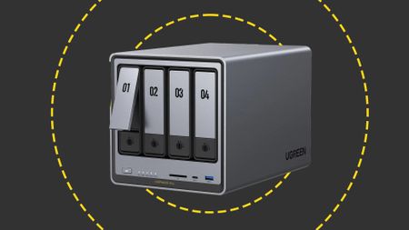 The Ugreen NASync DXP4800 Pro on the ITPro background