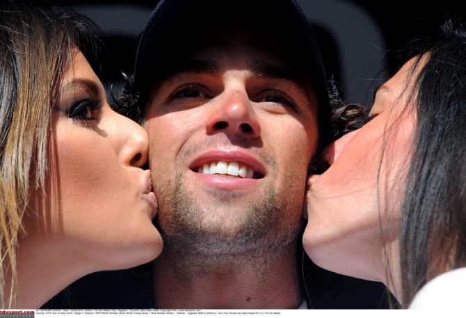 More podium kisses for Michael Matthews
