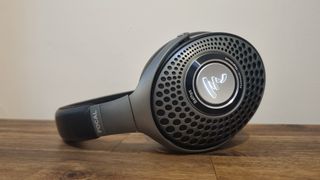 Wireless headphones: Focal Bathys