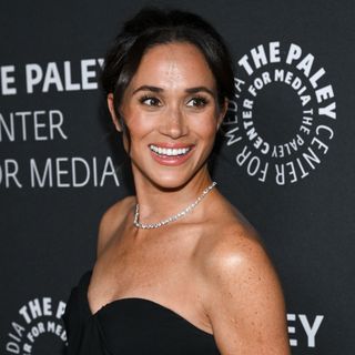 Meghan Markle wore a strapless black dress on the red carpet 