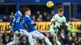 Cole Palmer shoots on the last Everton vs Chelsea fixture at Goodison Park in the Premier League in December 2023.