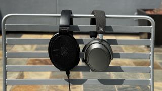 Group shot of the Sennheiser 660S2 and Momentum 4 Wireless