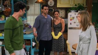 Ross and Rachel arguing in front of Monica and Joey in Friends 