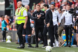 BOURNEMOUTH, ENGLAND - AUGUST 25: Head Coach Andoni Iraola of Bournemouth and Head Coach Eddie Howe of Newcastle United after their sides 1-1 draw during the Premier League match between AFC Bournemouth and Newcastle United FC at Vitality Stadium on August 25, 2024 in Bournemouth, England. (Photo by Robin Jones - AFC Bournemouth/AFC Bournemouth via Getty Images)