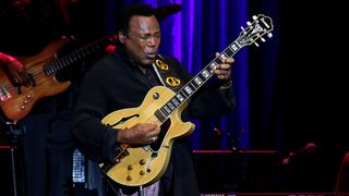  George Benson &amp; Band, George Benson, Guitarist, Jazz, USA, performs on July 16, 2013, at Admiralspalast, Berlin, Germany 