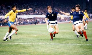 Rous Cup Final.Scotland V Brazil (0-2).Hampden - Glasgow.Brazil&#039;S Geraldao (Left) Races In As Richard Gough And Ally Mccoist Advance